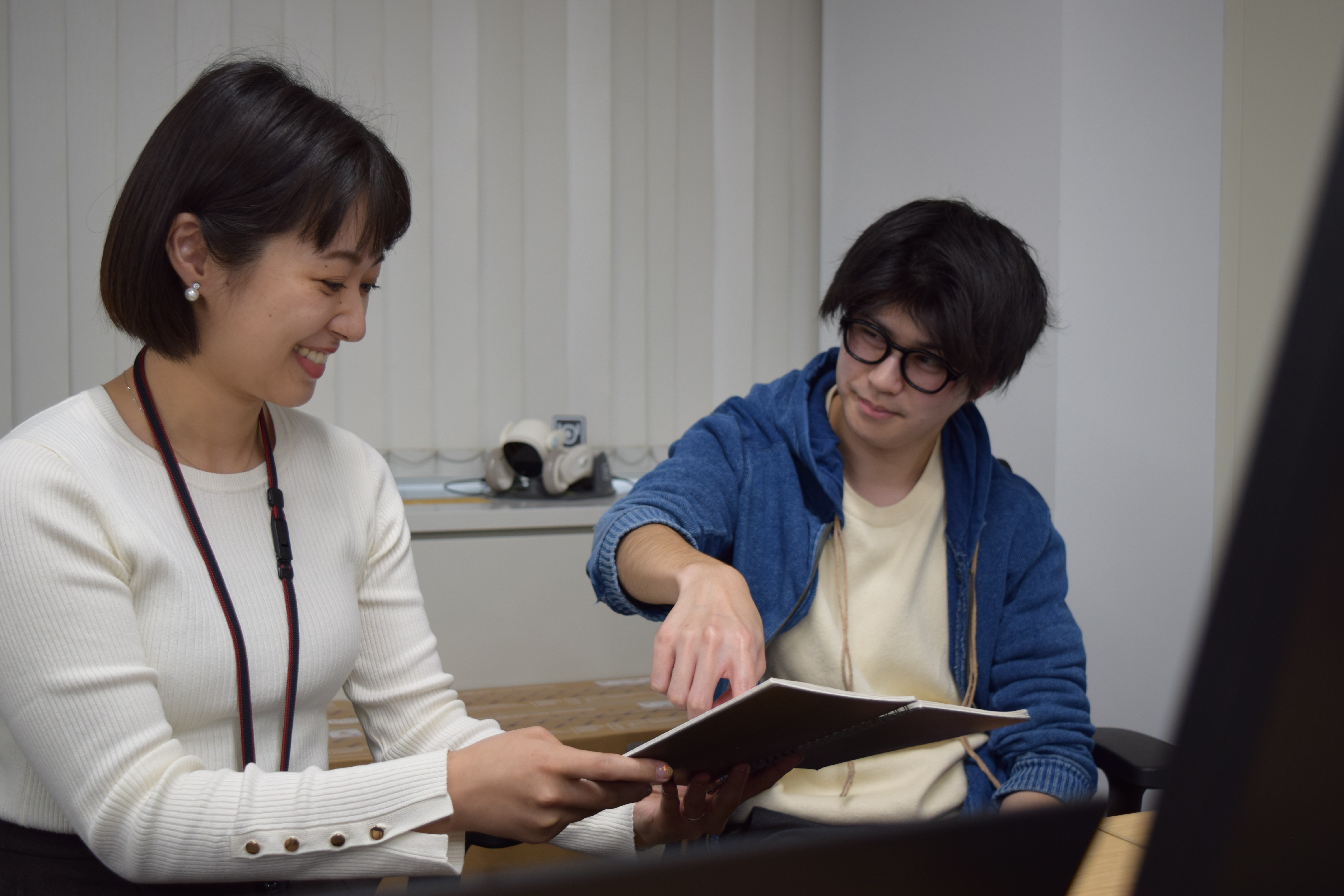 今までの北海道内のシステム会社ではできない経験を積むことができます。大企業のプロジェクトでは古い技術を使いがちですが、技術的にも色々ありますし新しいものにもチャレンジできる環境です。