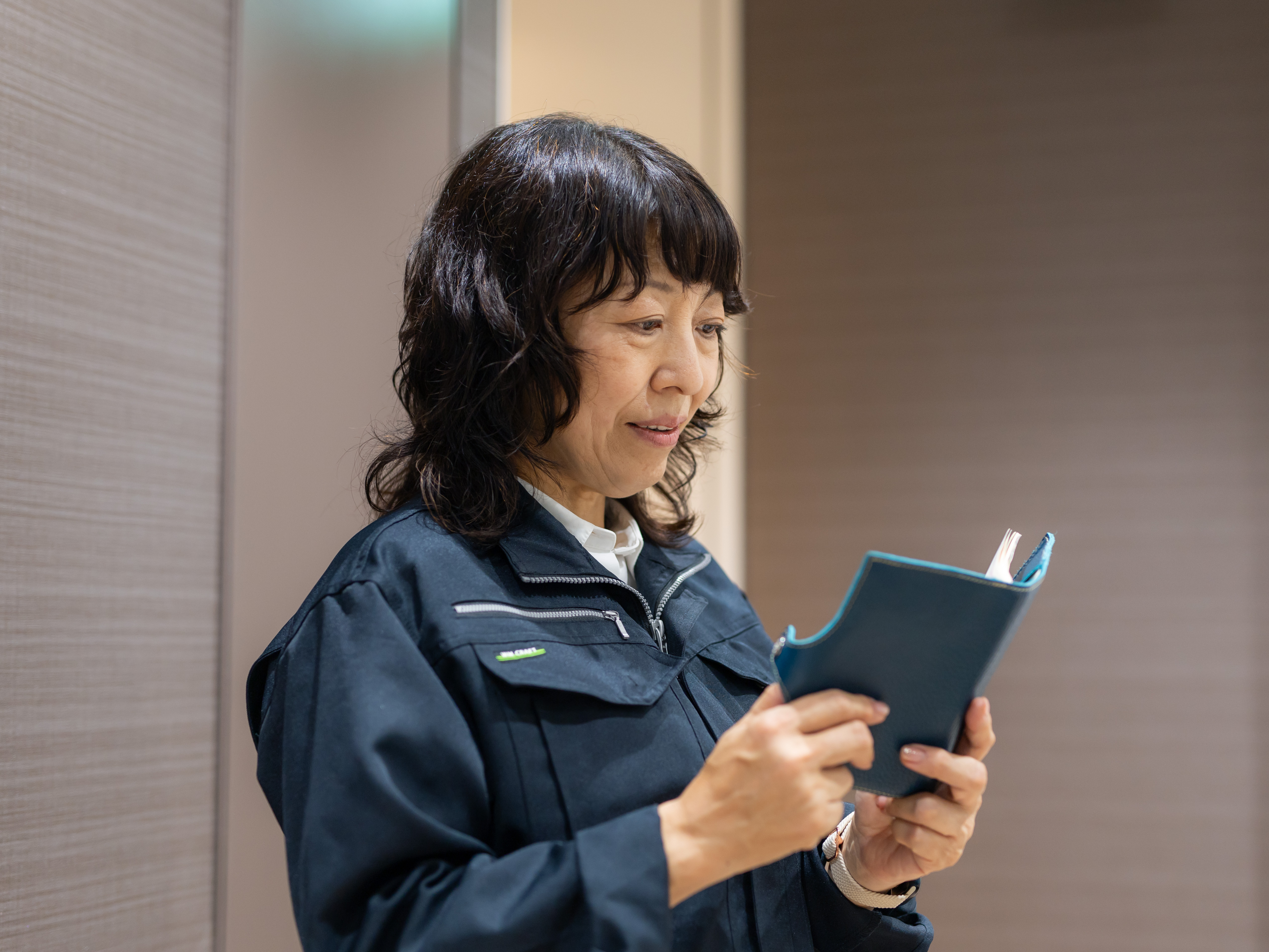 運転のオーダーは、基本的に数日前〜前日に弊社の運行管理担当から伝えられるので、事前にルート確認や道路の情報収集をしています。