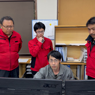 社歴や年齢に関係なく、何でも相談できる風通しの良い職場です。会社負担での資格取得も積極的に支援し、保有資格による待遇アップもしっかり用意しています。
