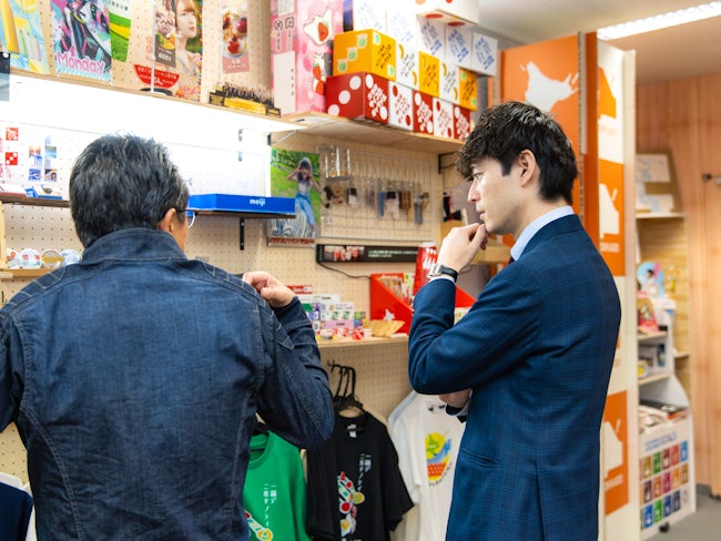 アナログもデジタルも、ドローンもVRも。時代の変化に合わせて、常に新しいコト・モノに触れられる環境。決まった商材に縛られず、あらゆる手法を駆使して提案が可能です。