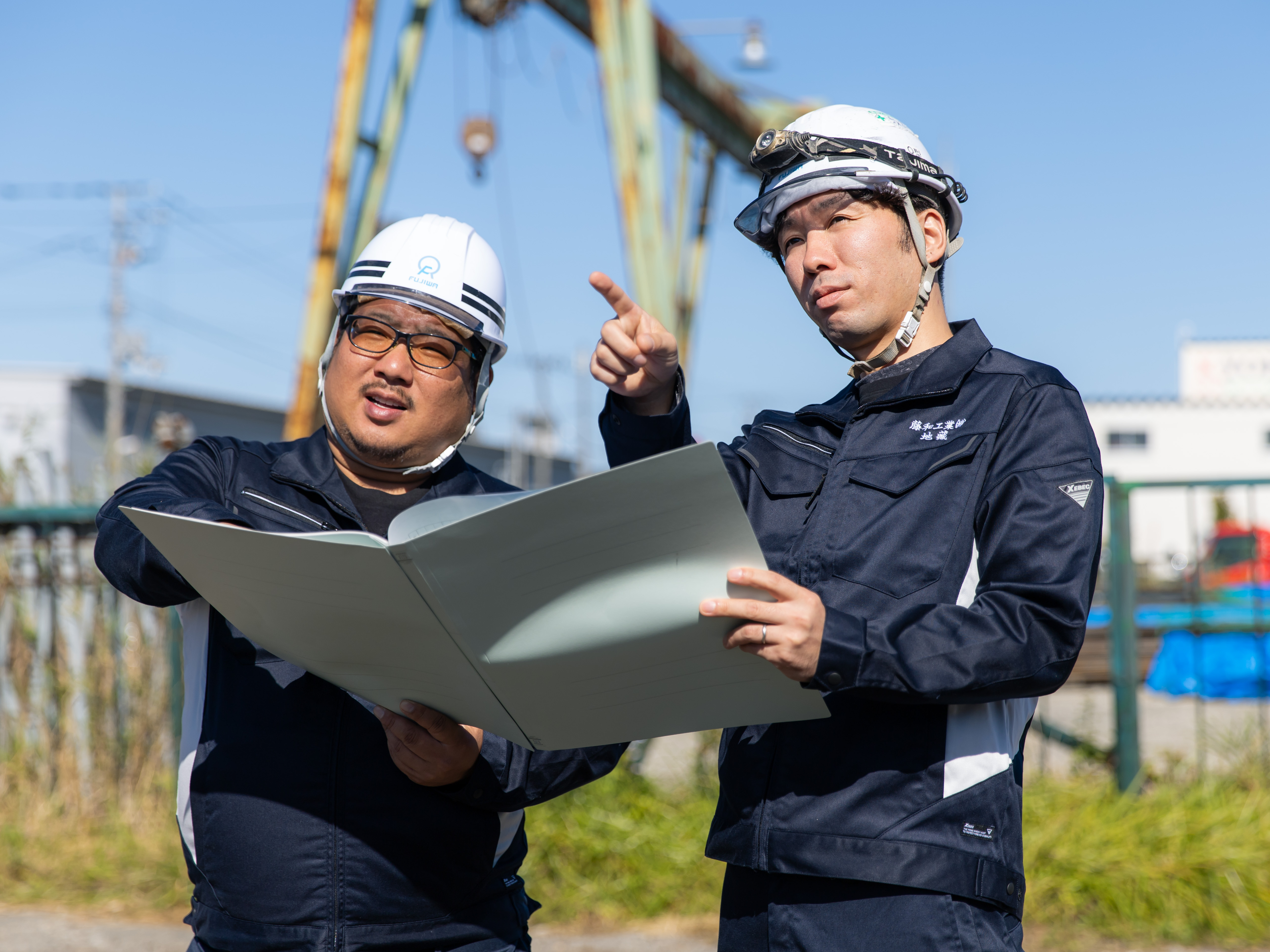 【組み立て業務：まず始めること】図面・道具・機械をしっかり覚えることからスタート。仕組みや作業の理由といった基礎の基礎から教えます。