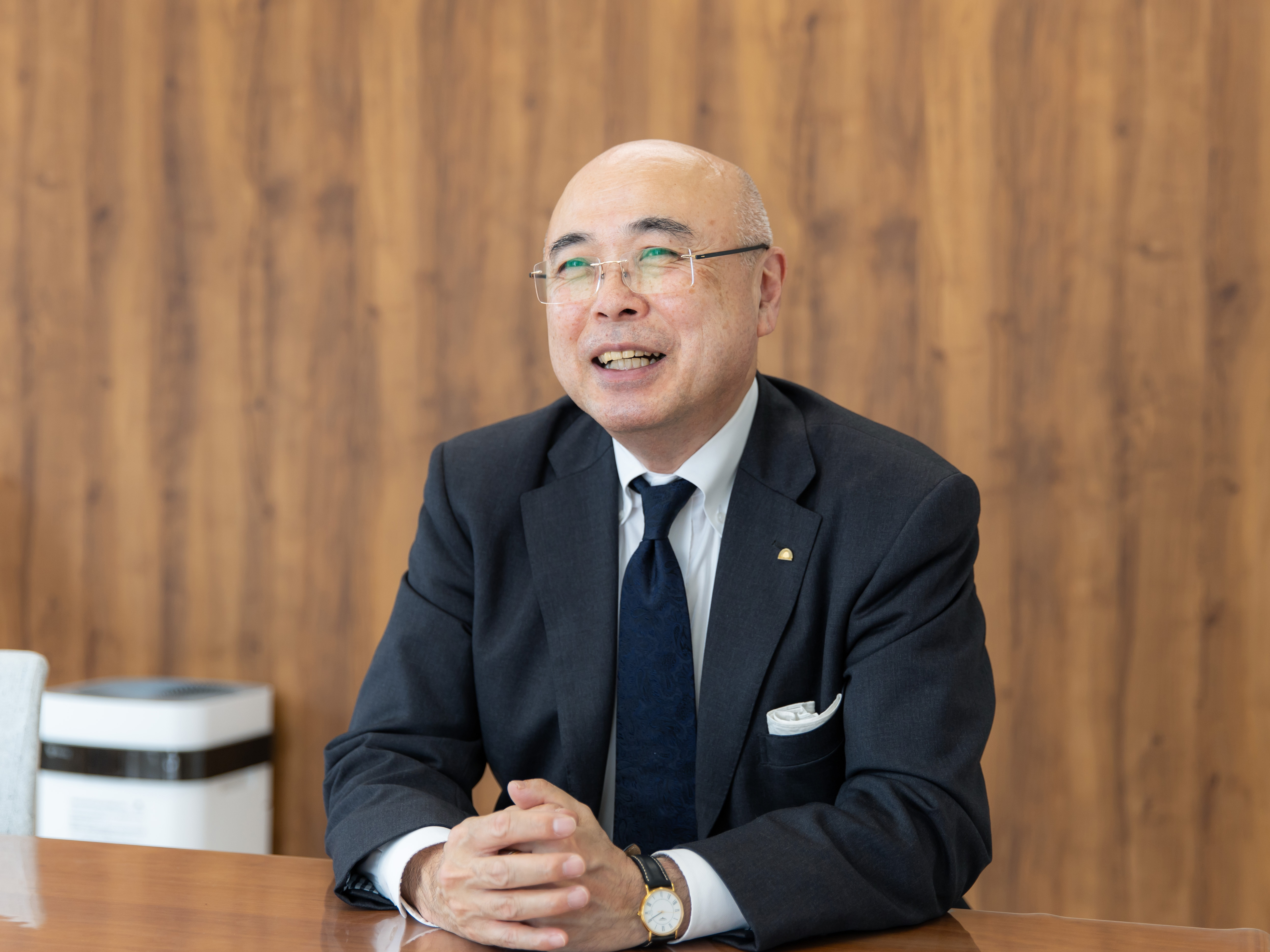 見返りを求めず誰かのために行動できる。
経験や知識より、そのようなことができる方と一緒に仕事をしたいと考えています。