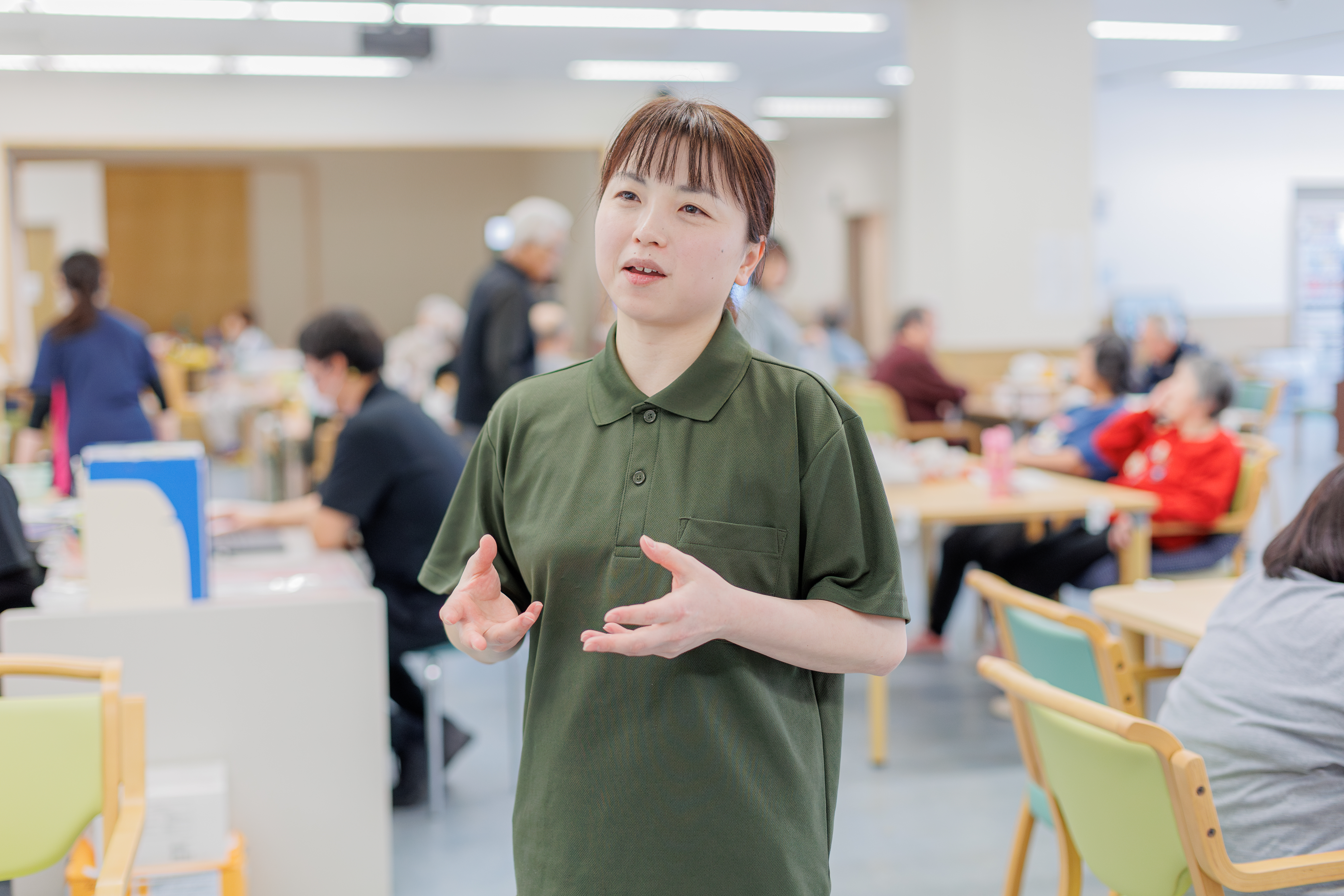 介護福祉士　深井 春奈（入職歴20年）