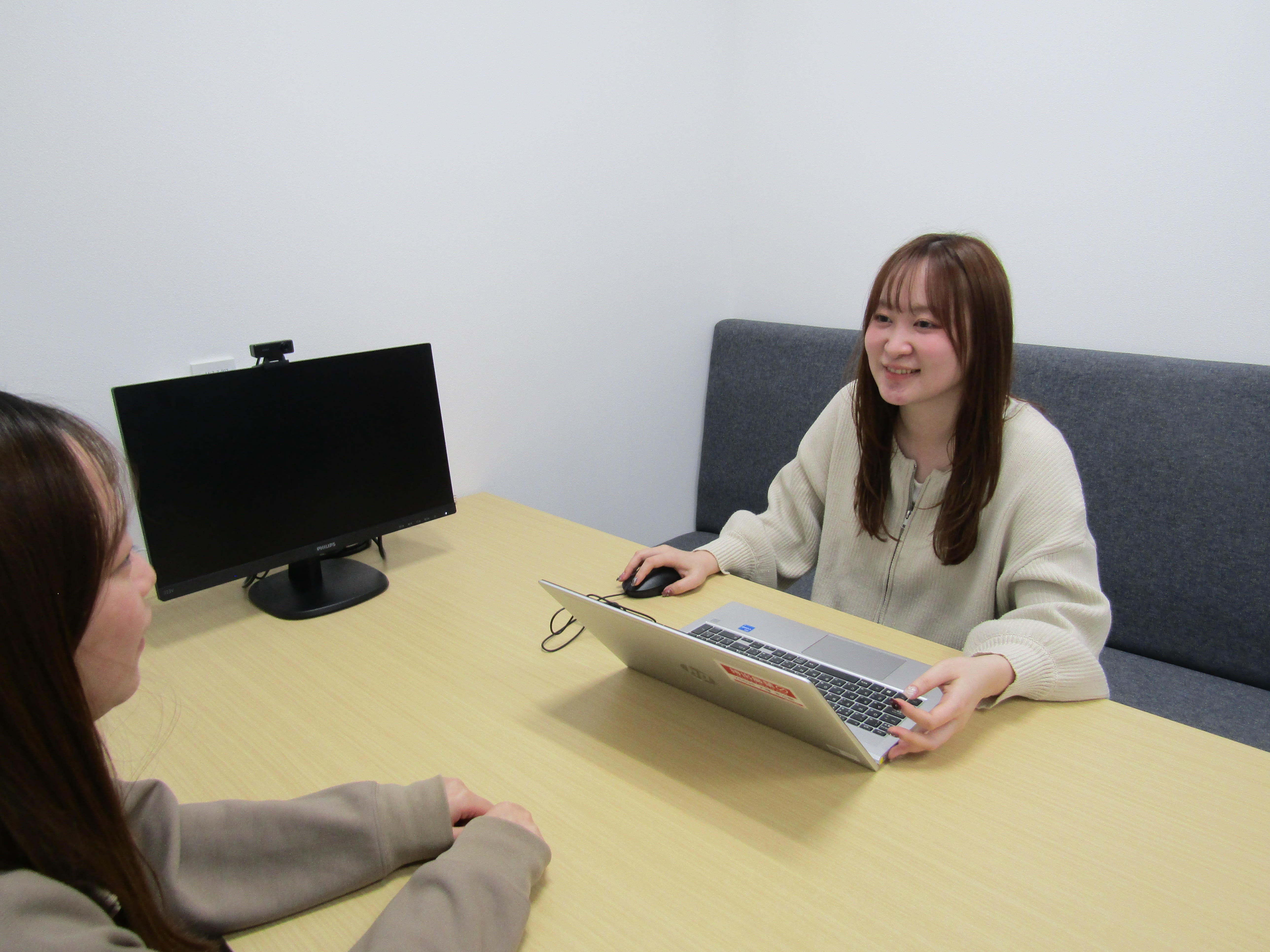 【札幌から、全国のお客様へワクワクを！】
新しいチャレンジをみんなで楽しむ、活気ある拠点が自慢です。仕事も社内イベントも全力で取り組む、素敵な仲間と一緒に働いてみませんか？