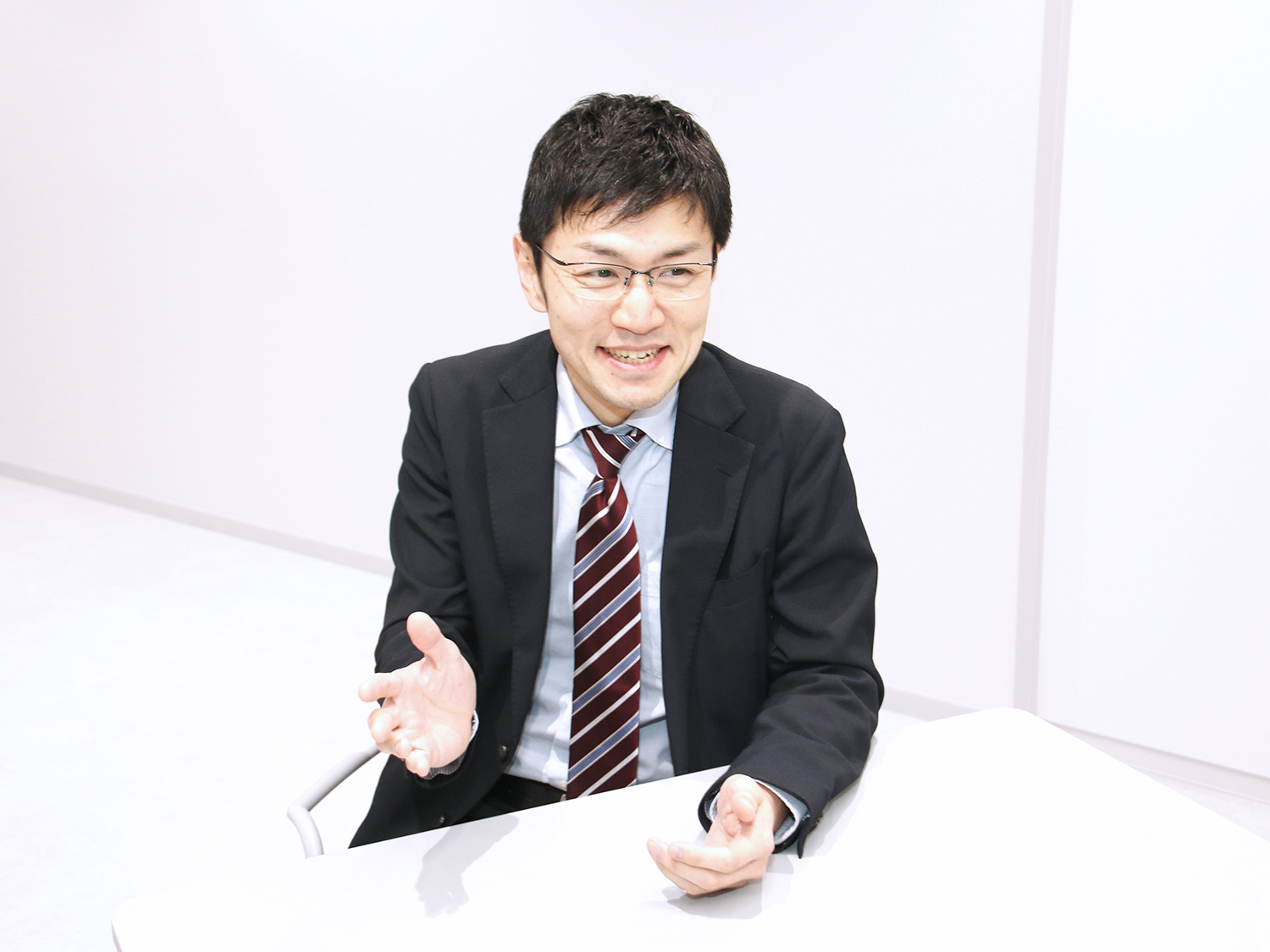 USS採用課　Y・S