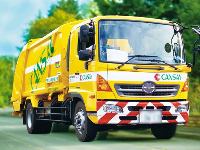パッカー車やゴミ収集車と呼ばれる塵芥車(じんかいしゃ)は14台。千歳にお住まいの方ならCANSAYのロゴと共に見た事あるはず。