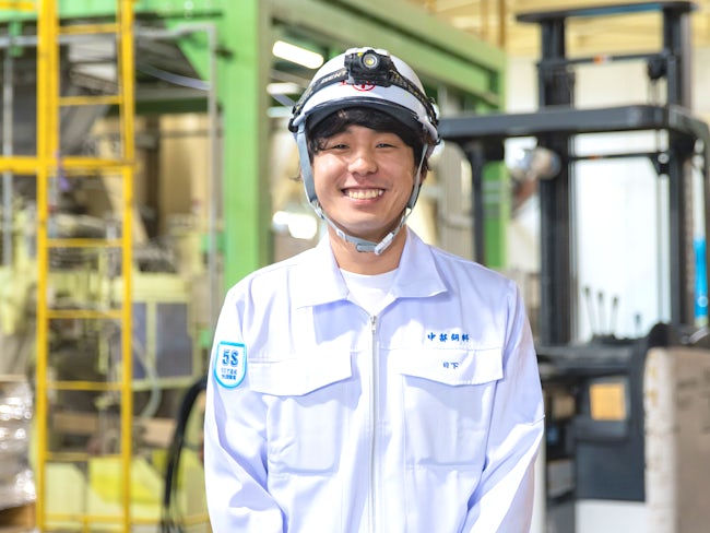 北海道工場 製造課 製造係 主任
日下 勝太(27歳・勤続10年)
高卒・新卒