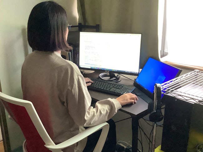 <エンジニア/女性29歳>とても相談しやすい環境があり、社員の声に柔軟に対応してもらえるのが魅力の一つです。
埼玉在住ですが、遠隔地でも安心して業務に取り組むことができています。