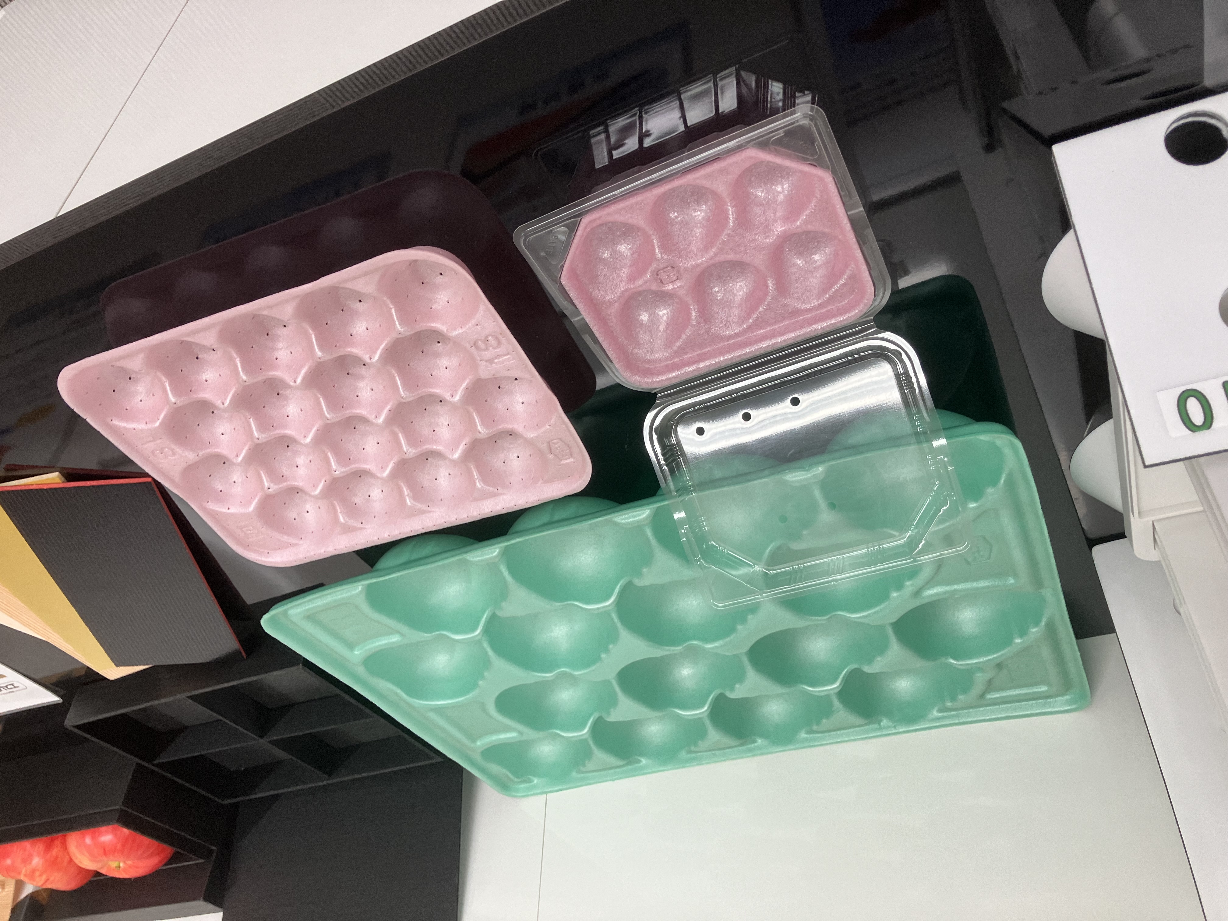 当社で製造している発泡プラスチック製品の一例です。