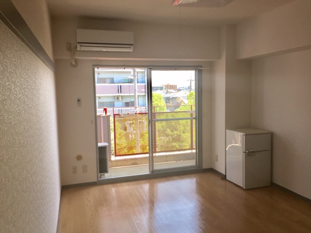 【社員寮完備】当社では頑張って働いてくださる方に、社員寮の提供もしております。当社規定によりますので、詳しくはご相談くださいね。