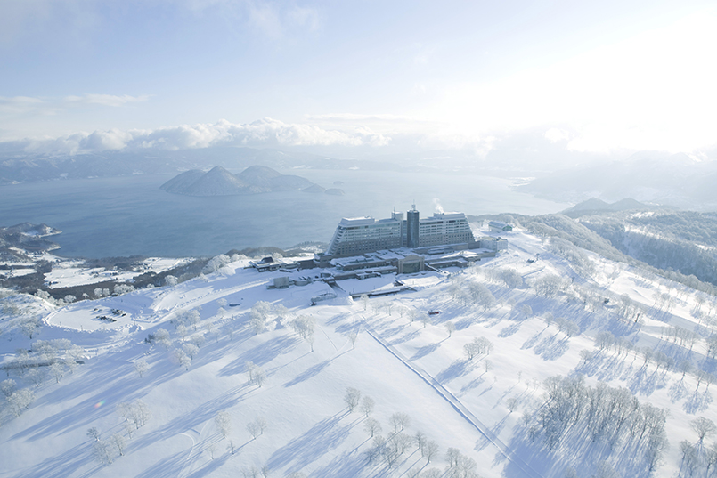 車通勤可能。無料の駐車場も完備しています。