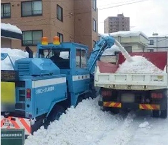 冬は札幌市の除雪業務もありますので、年間通して働けます。