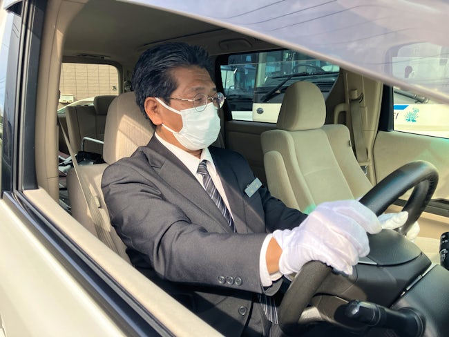 <入社2年目50代/前職・タクシードライバー>基本定時で帰れるので、家ではゆっくりテレビや映画を楽しんでいます。入社1年経ち仕事に慣れた頃、会社に勧められ助成制度を利用して中型免許も取得。収入もアップしました。