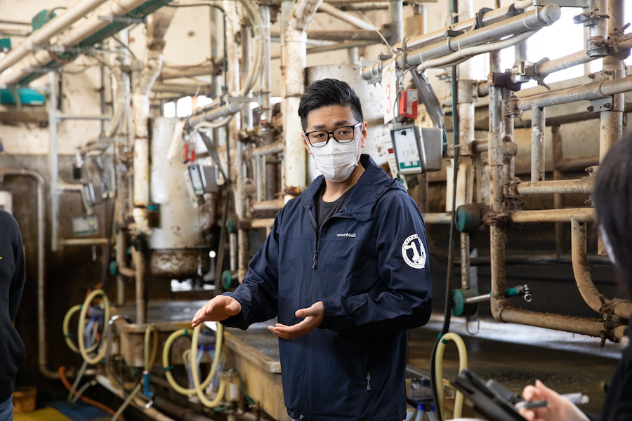 見た目とはまた違う、おだやかな口調で話してくれる社長はとっても優しく、気さくで、実は茶目っ気溢れる素敵な人です！Byスタッフより