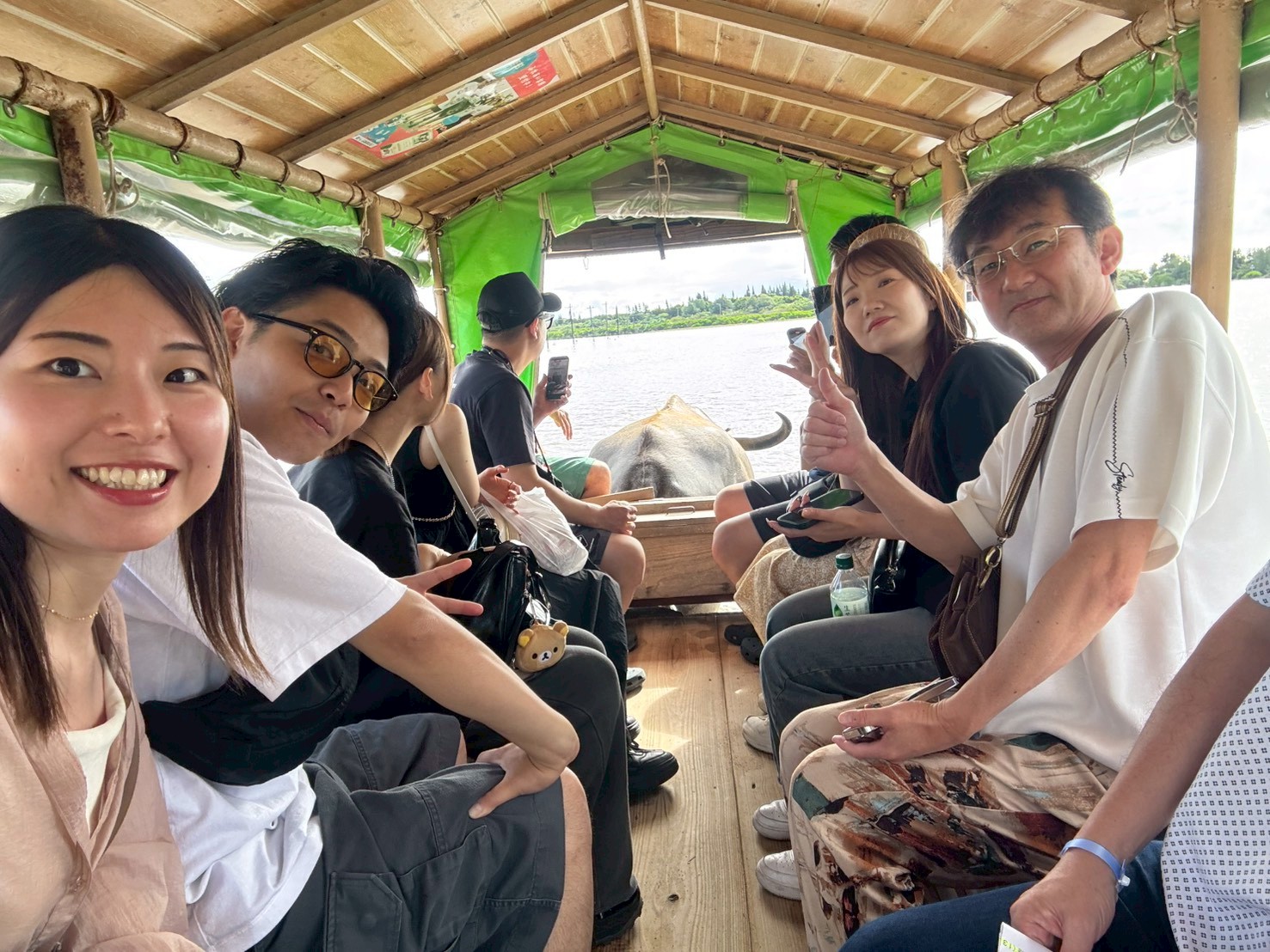 昨年は、社員旅行で石垣島に行くなど、福利厚生も充実！社員への還元目的だけではなく、社員旅行をきっかけに距離が縮まり、関係構築の良いきっかけとなり、年齢や部署を越えて支え合える、相談しやすい職場です。