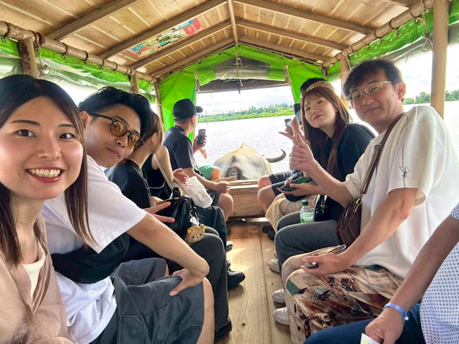 昨年は、社員旅行で石垣島に行くなど、福利厚生も充実!社員への還元目的だけではなく、社員旅行をきっかけに距離が縮まり、関係構築の良いきっかけとなり、年齢や部署を越えて支え合える、相談しやすい職場です。