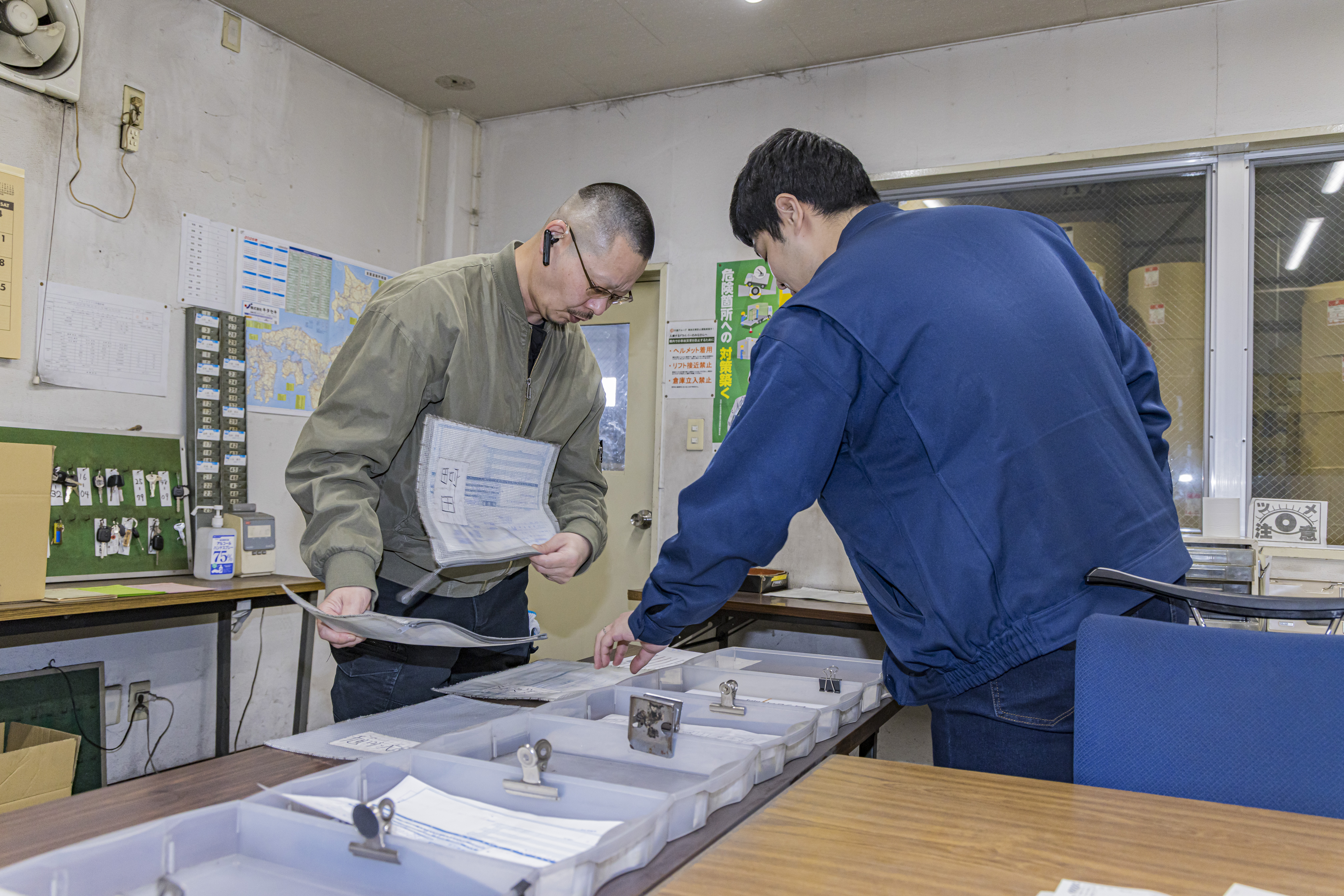 【意見を言いやすい環境】
「あれダメ、これダメ」と細かく縛る社風ではありません。現場の判断を信頼し、任せてくれる。その心地よい「自由度」が、スタッフ一人ひとりの働きやすさややりがいにつながっています。