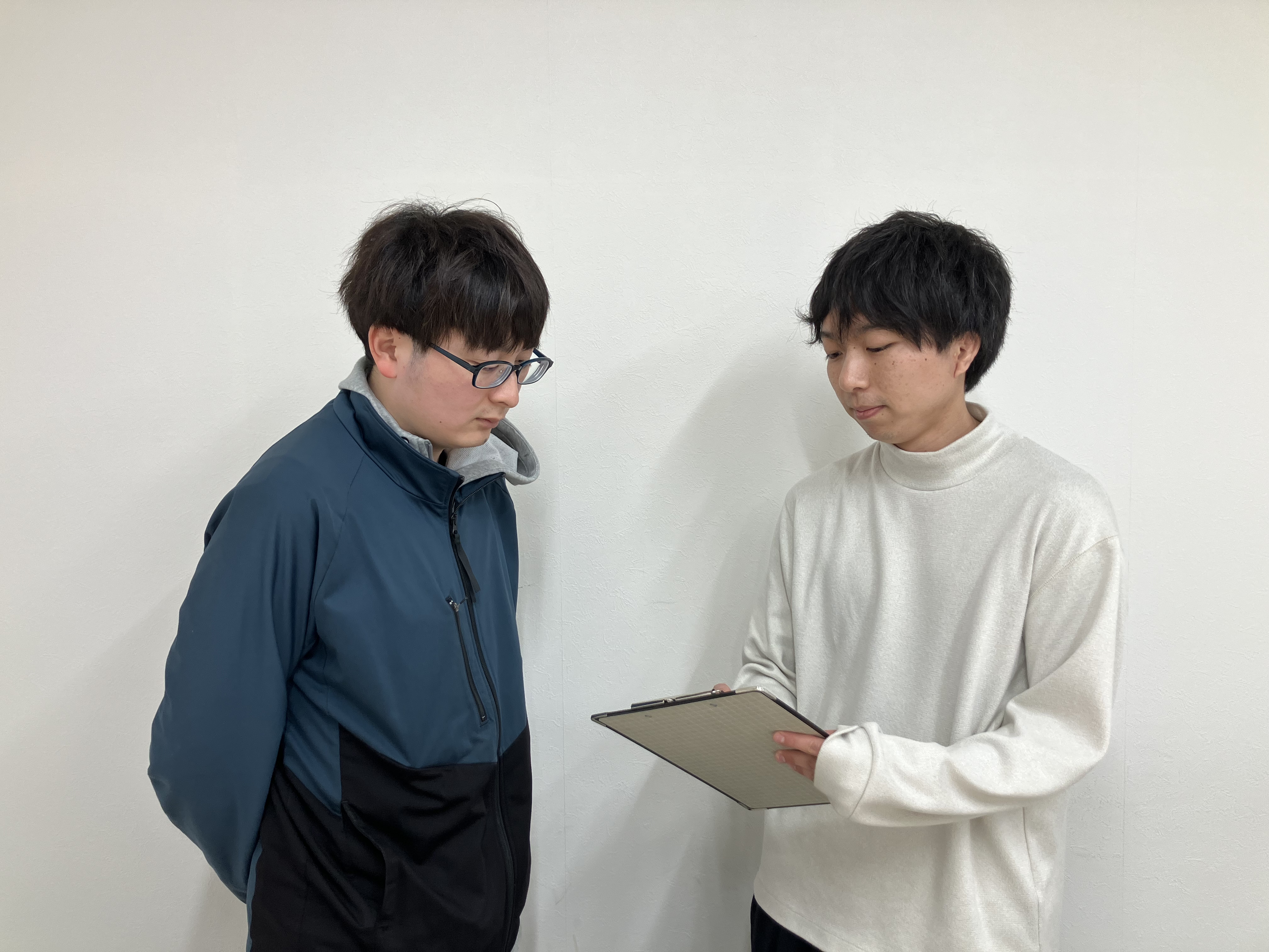 未経験の方でも業務についてしっかりお教えします。介護福祉士／精神保健福祉士／社会福祉士の資格や業務経験がある方は、知識やスキルを活かして働くことが可能です！