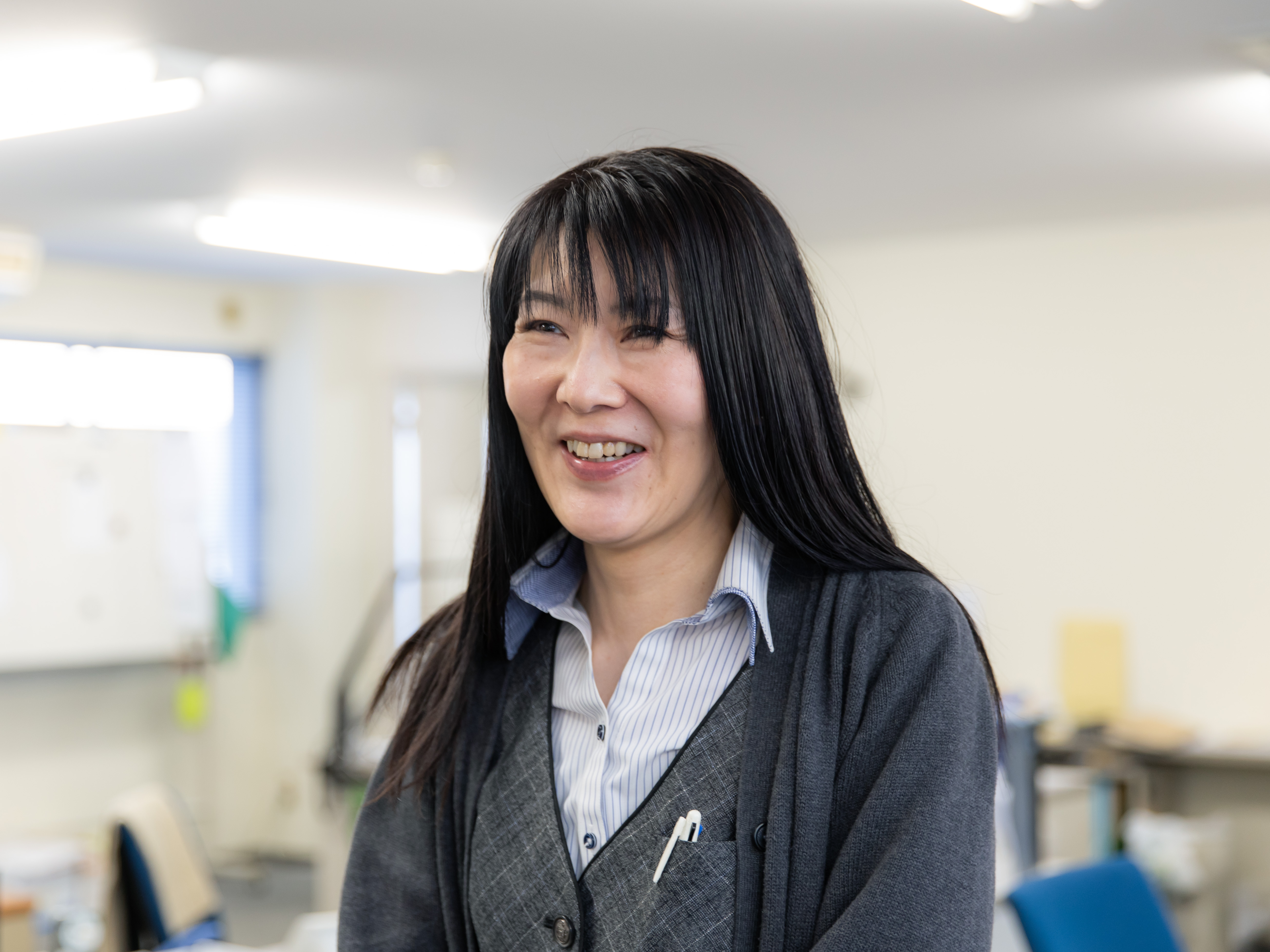 管理部　課長　村上佳恵