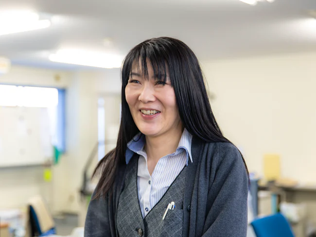 管理部 課長 村上佳恵