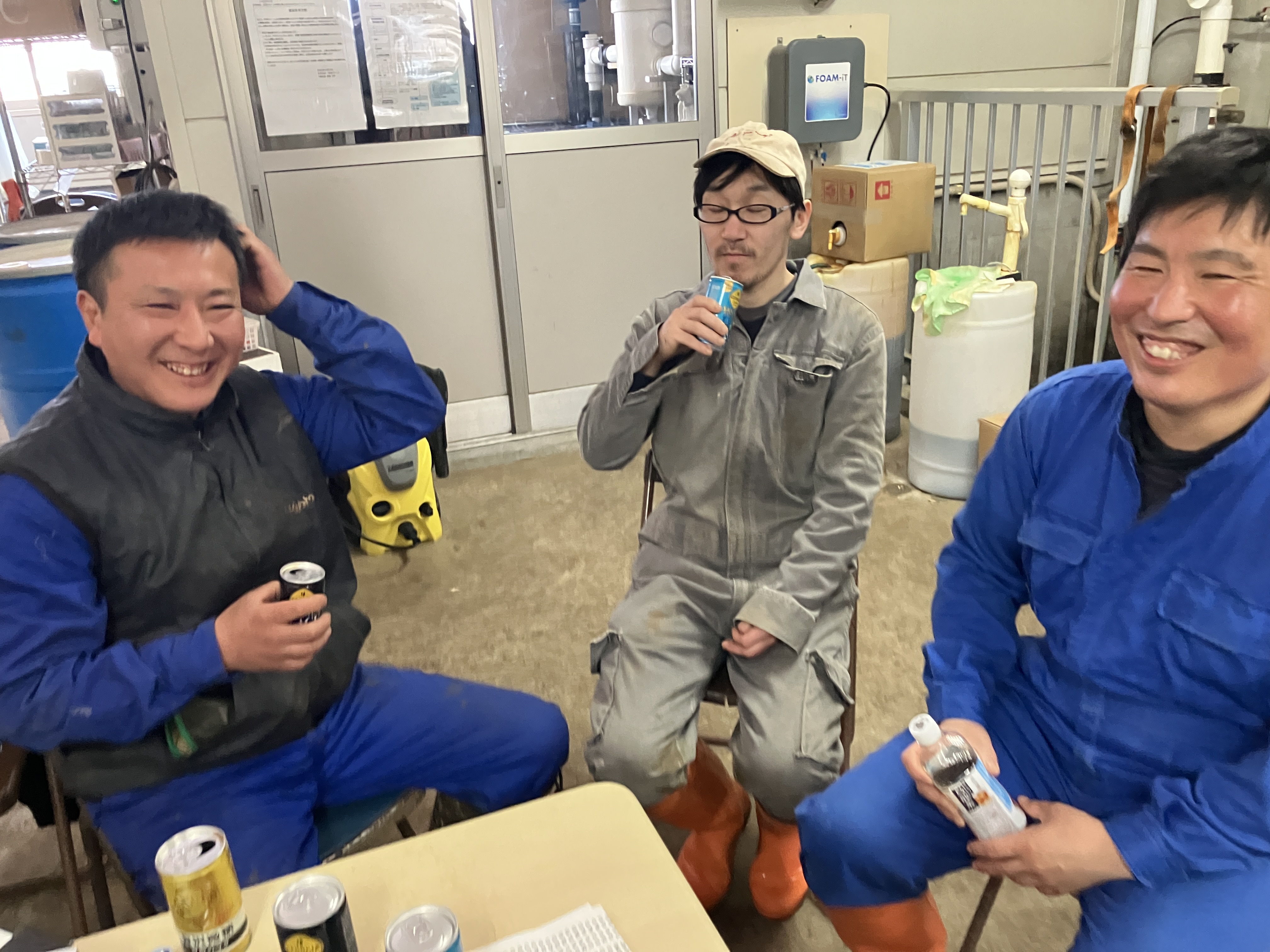 休憩中もとてもリラックスできます。
厳しい監視とかは一切ないので、落ち着いて仕事にのぞむ事が出来ます。交通費や住宅手当も見直しました。
引越の事や賃貸物件の相談も丁寧懇切に対応します。