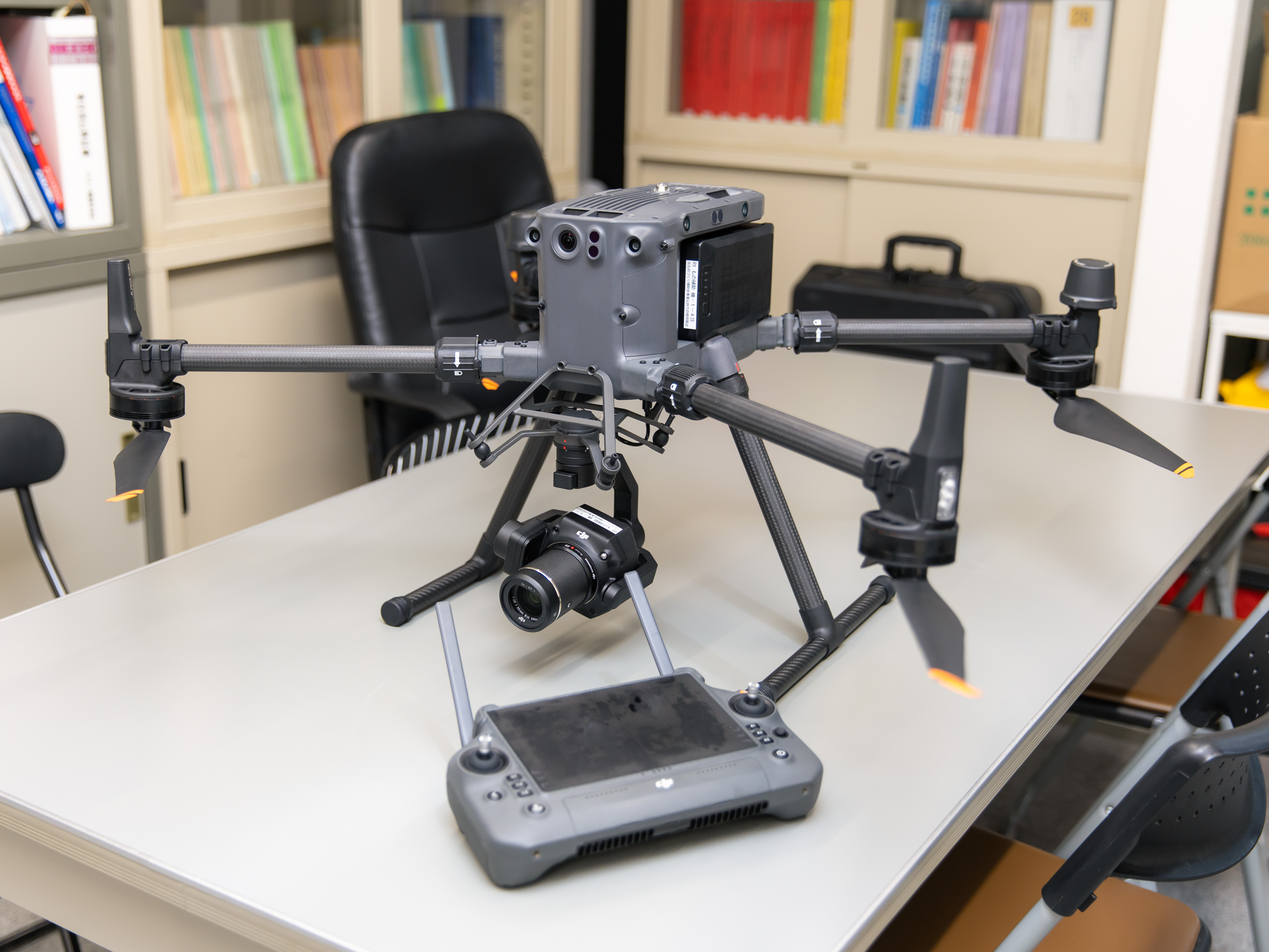 最新のドローンをはじめ、業務の効率化や社員の働きやすさのために設備投資も積極的に行っています。