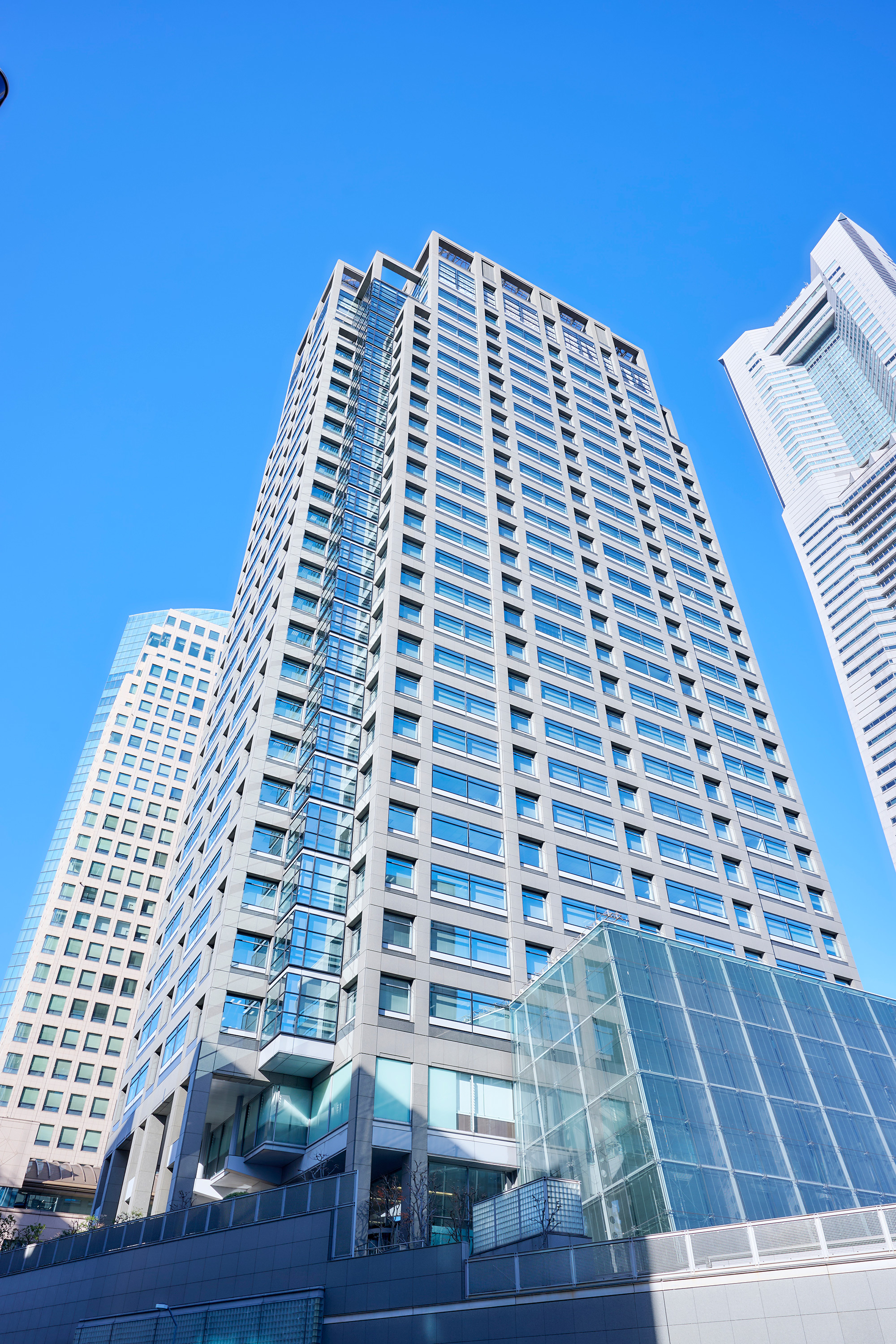 【本社は横浜のみなとみらいエリアにあります】入社後1週間程は本社での研修を予定。研修担当とも直接顔を合わせる機会を設けることで会社や業務にスムーズに馴染めます。