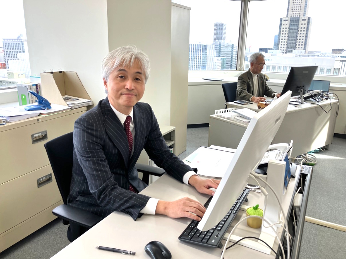 【事務局長の中尾です♪】色々なフィールドでのご経験を、是非北海道の地域の為に活かして頂きたいと思っています。まずはあなたの新しい一歩を心からお待ちしております。