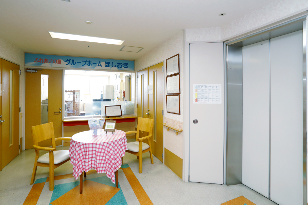 入居希望の方や、ご家族様との談笑のスペース