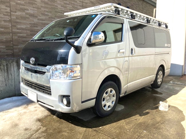 【社用車です♪】この車にのって現場へ向かいます。一回り小さな車もあるので運転に自信の無い方も安心です。会社は、南郷7丁目駅から徒歩11分と歩ける距離ですので、通勤に便利です。