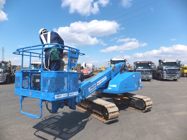 現在は30代〜60代のスタッフ7人が在籍しています。
新規営業所のため、新しく一緒に頑張ってくれる方お待ちしています◎