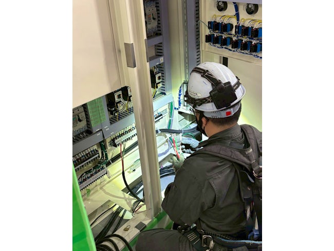 当社は大手建設会社の下請けとして、大手石油会社の工場、半導体工場、原子力・火力発電所、プラント工事など全国の大型案件を数年先まで受注しています。
安定性・成長性はバツグンです!
