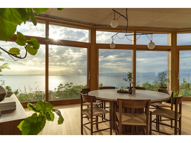 未経験の方も安心してご応募下さい。
時間をかけてじっくり育てていく方針ですので、焦る必要はありません。
分からないことはすぐに聞ける環境です。