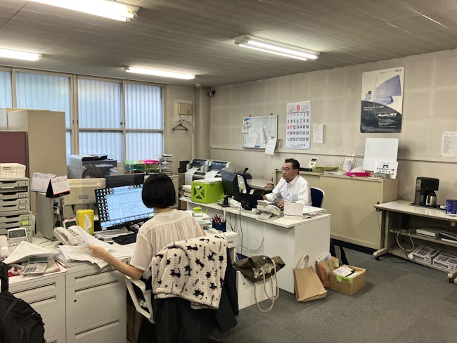 <入社10年目の社員より>営業は全くの未経験で飛び込みました。大変なことももちろんたくさんありましたが、仕事の楽しさ・やりがいや環境の良さが長く続けられている理由です。営業に抵抗がなければ大丈夫です!