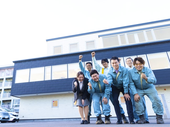 【ゆっくりじっくり】求人を見ていただきありがとうございます!この仕事は他にあまりない仕事なので未経験で当たり前。一人前になるまでに最低5年の経験が必要なので焦らずゆっくり慣れてほしいと思います。
