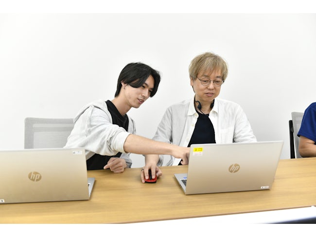 当社ではチームでコミュニケーションを取りながら作業を進めており、わからない事は質問しやすい環境が整っています!