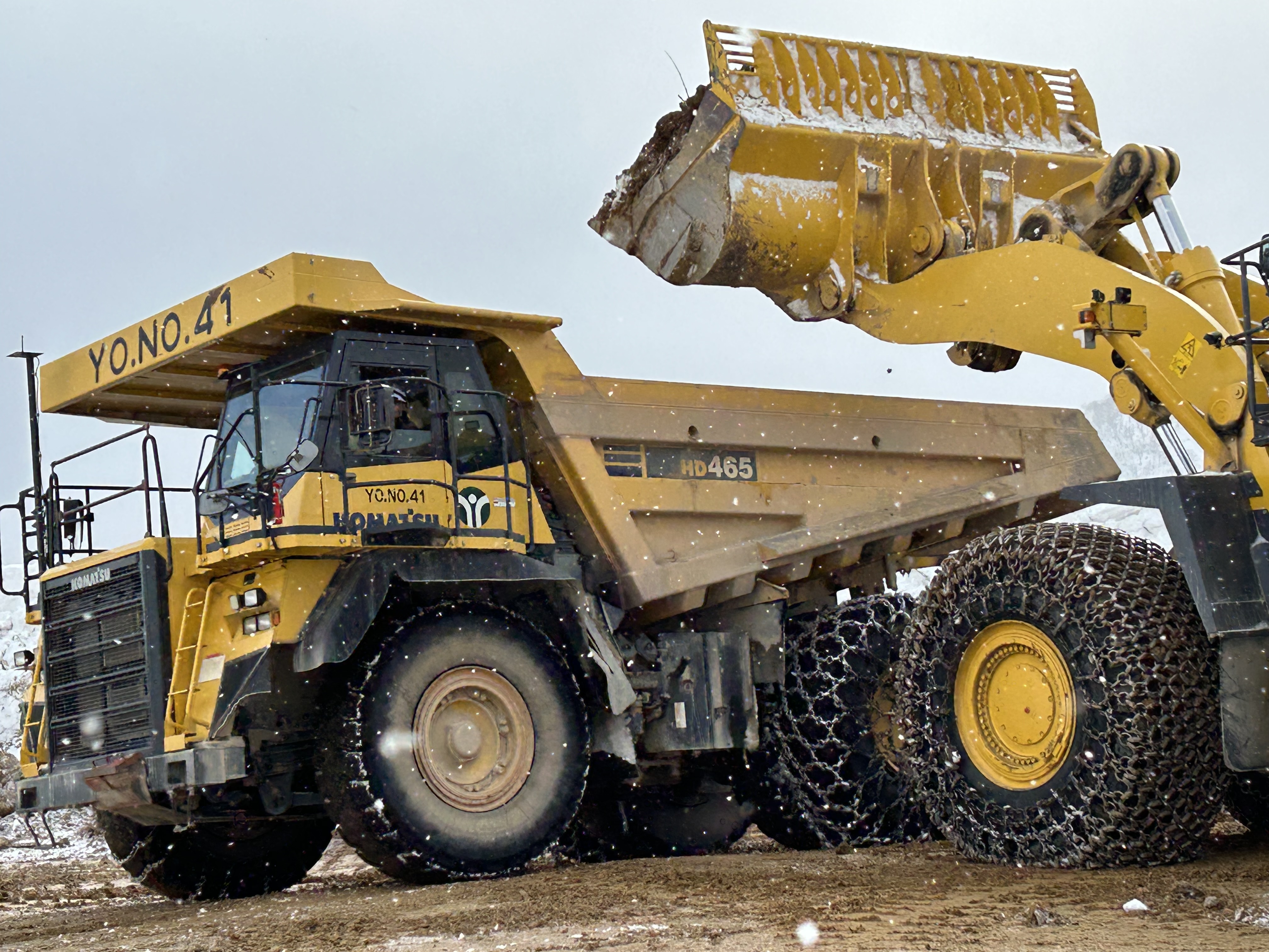 【地元密着！現場は北海道太平洋鉱業株式会社峩朗鉱業所内！】
社員の大半は函館市内や北斗市、七飯町から通勤しています。
道南エリアへUターン希望の方の応募もお待ちしています。