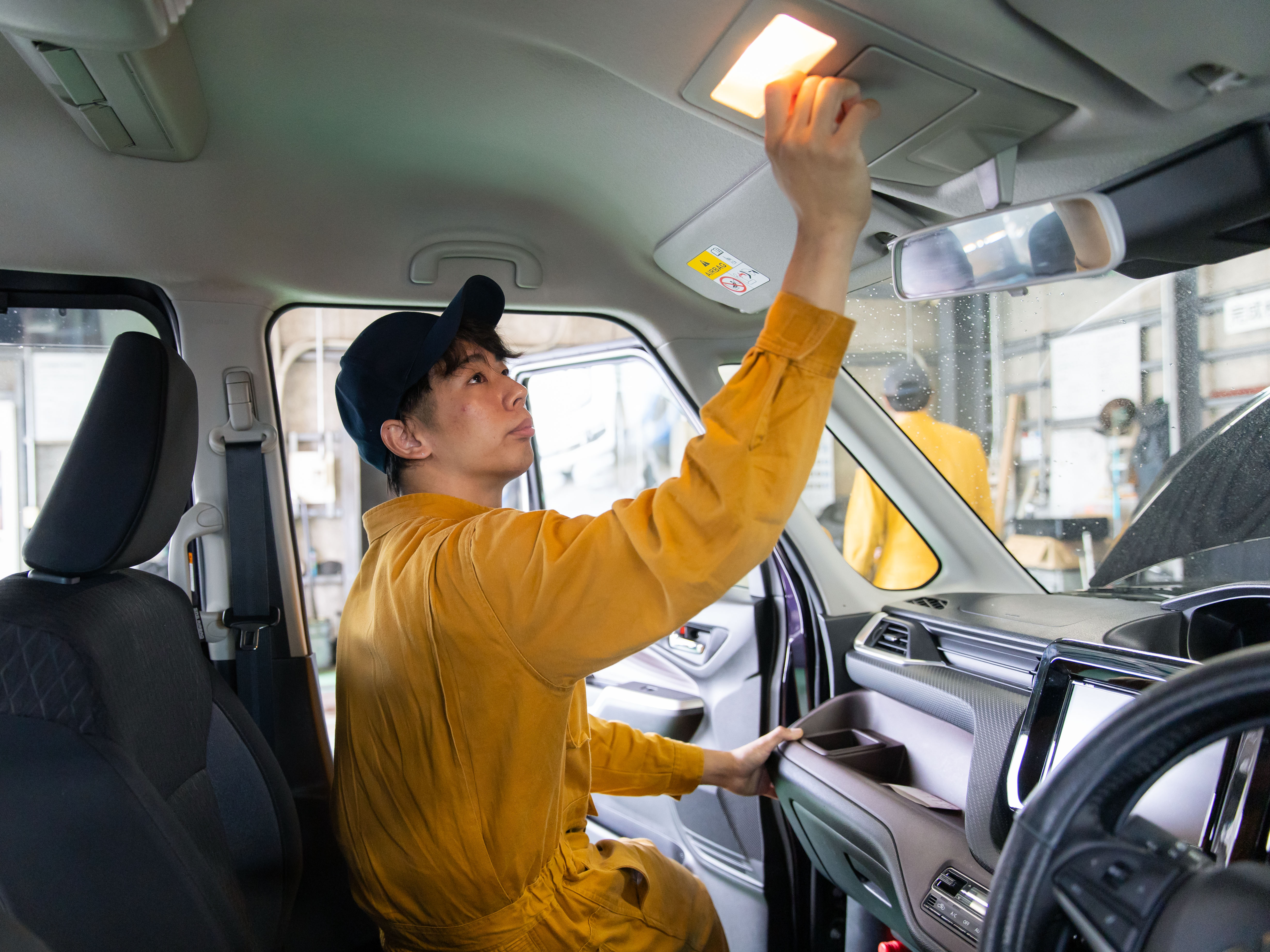 残業少なめ、有給も取りやすい。未経験から資格も取れる、少数精鋭のチームワーク抜群なアットホームさとホワイトさを両立した働きやすい会社です。