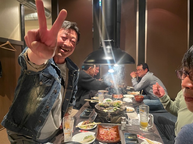 歓送迎会の1コマです（笑）
仕事中は「頼れる先輩」、仕事が終われば「一緒に笑い合える先輩」そんなスタッフたちがあなたをサポートします！