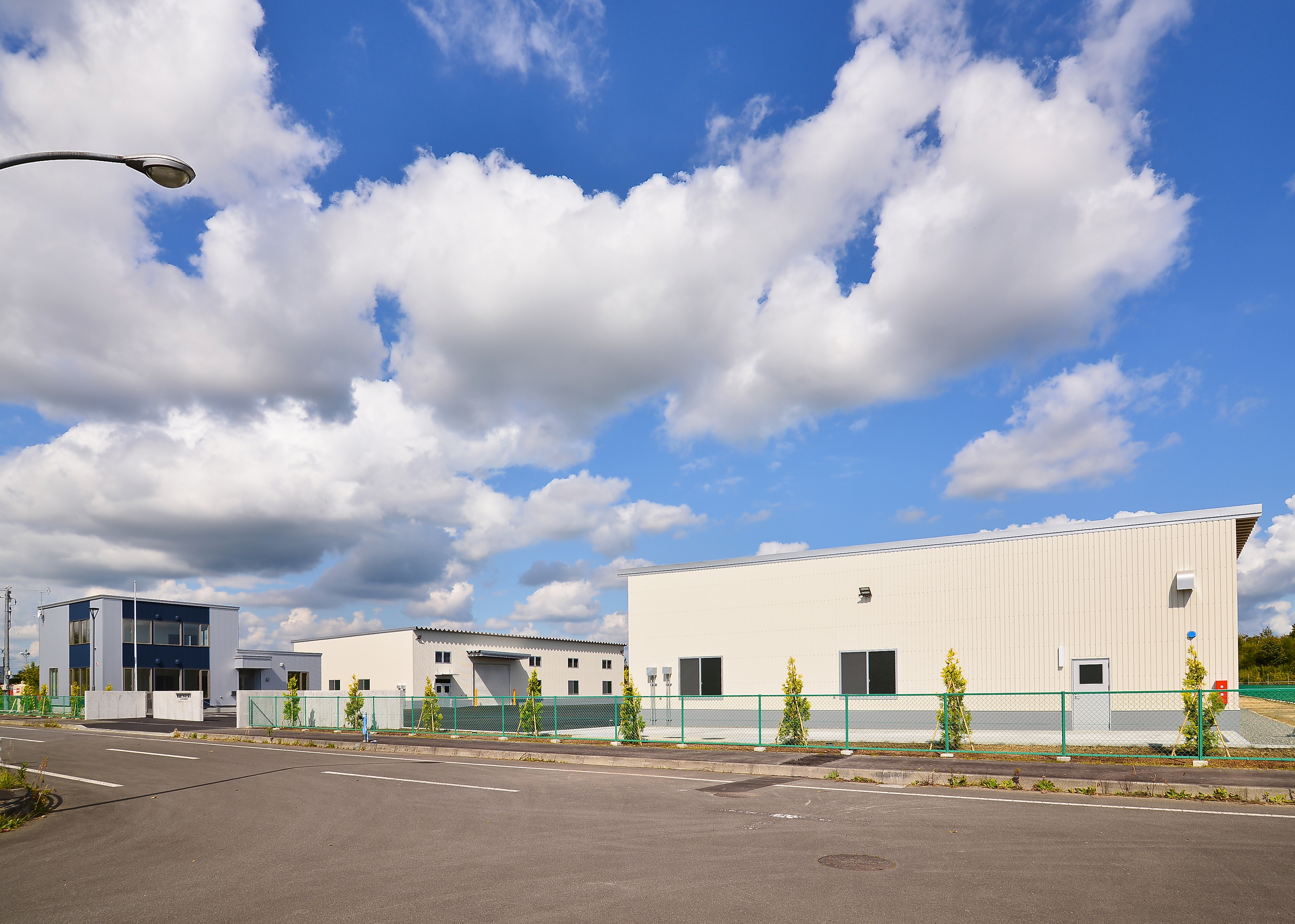 こちらは苫小牧営業所の外観です。