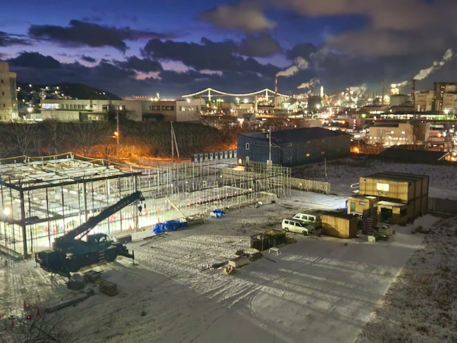 【完成写真2】室蘭の現場では弊社が作成した鉄骨がこんなにオシャレに設置されました!