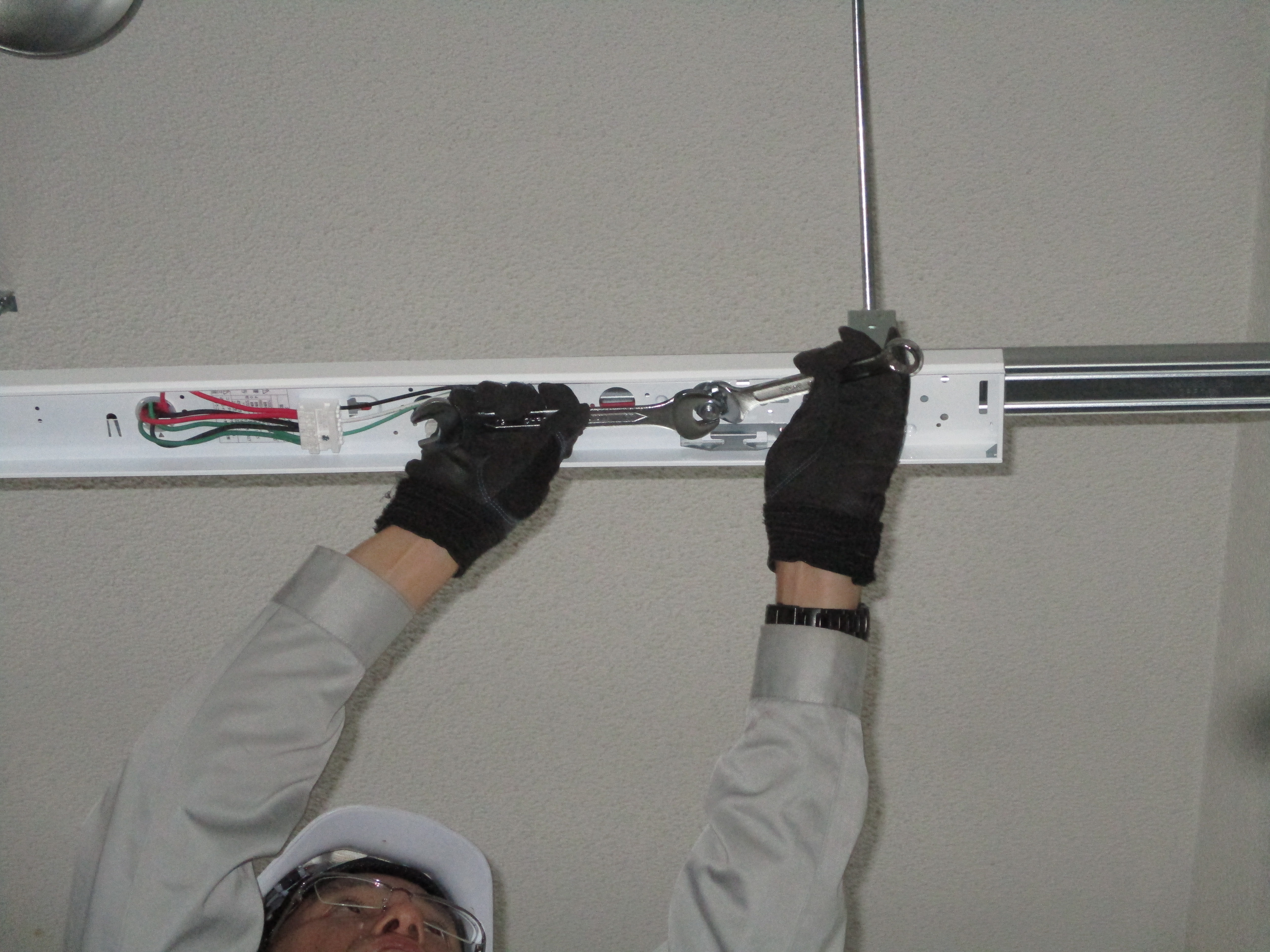 八隊電気株式会社