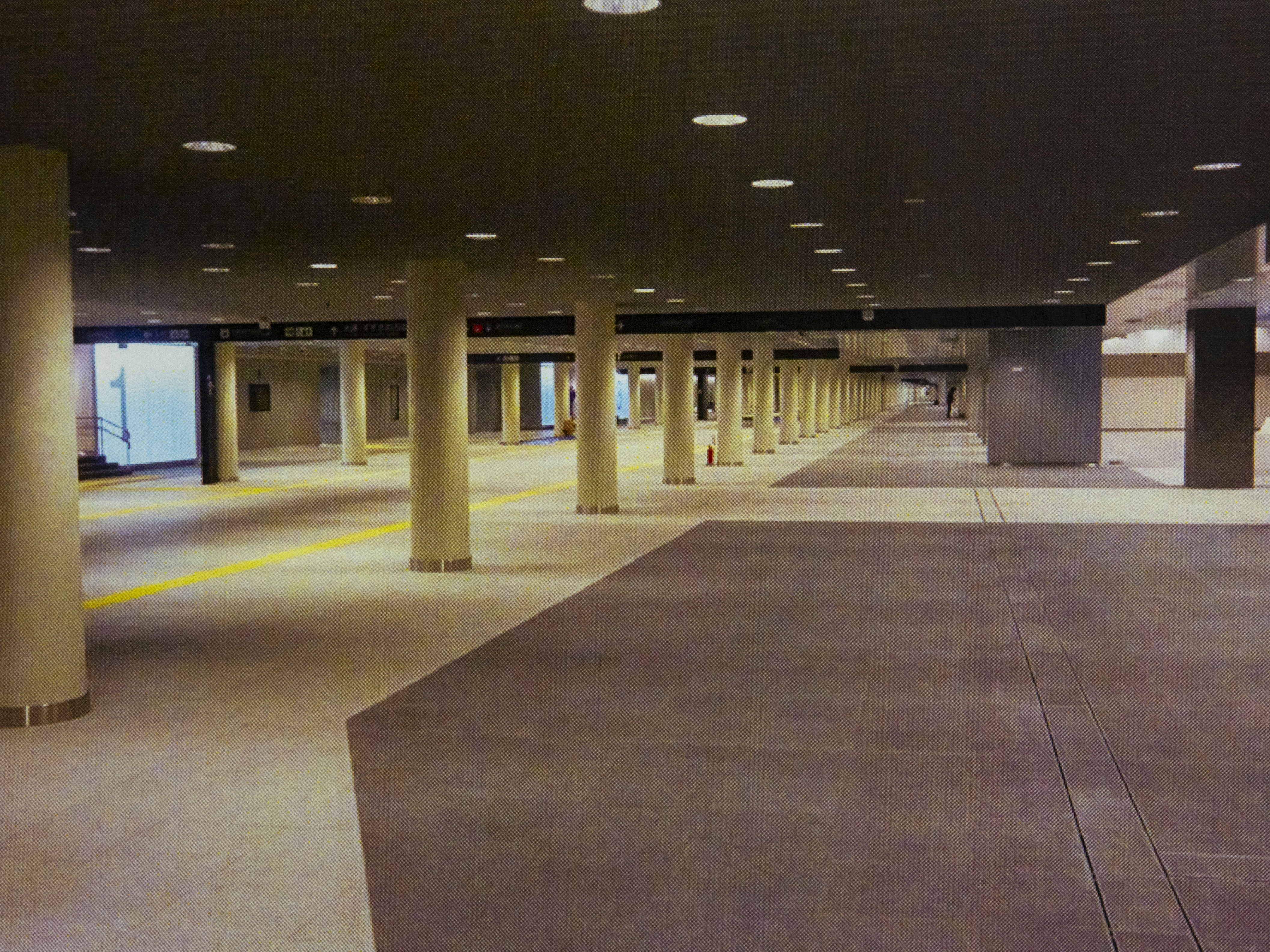 施工実績＜札幌駅前通地下歩行空間／札幌市＞