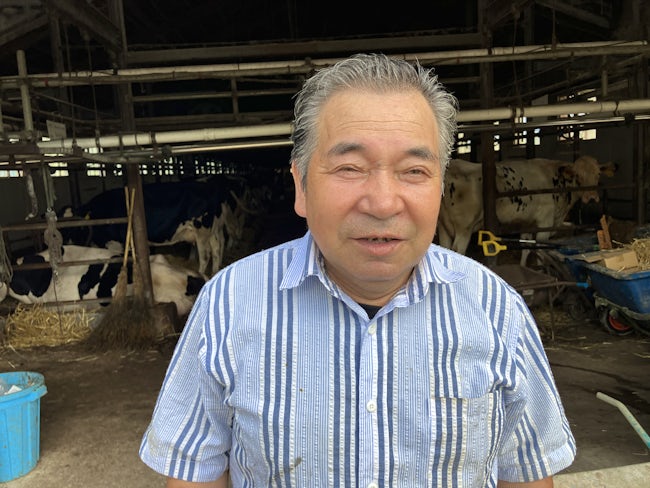 豊浦は海と山を擁するとても自然溢れる環境です。しかし当牧場は豊浦ICから車で5分という立地ですので、移動もしやすい環境です。
札幌へも洞爺湖を通って高速を使わなくても約2時間。
自然と利便性が共存した街です