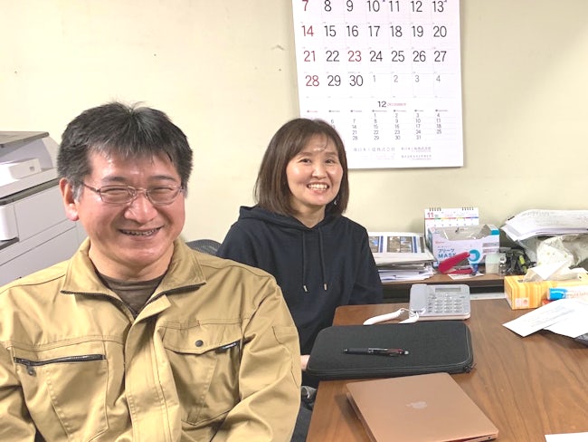 雰囲気のいい環境が自慢です。現場スタッフの平均年齢は44.7歳、もちろん社長も自ら現場でバリバリ働いています♪