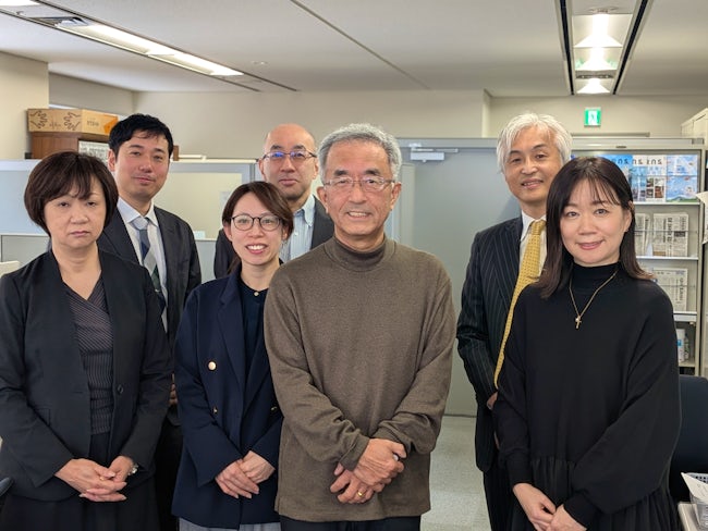 【良い人が来ますように…と1枚撮影】良い人が来ますように…という想いを込めて、みんなで撮影しました!この笑顔から働きやすさが伝わるはずです・・笑。まずはお気軽にご連絡下さいね。