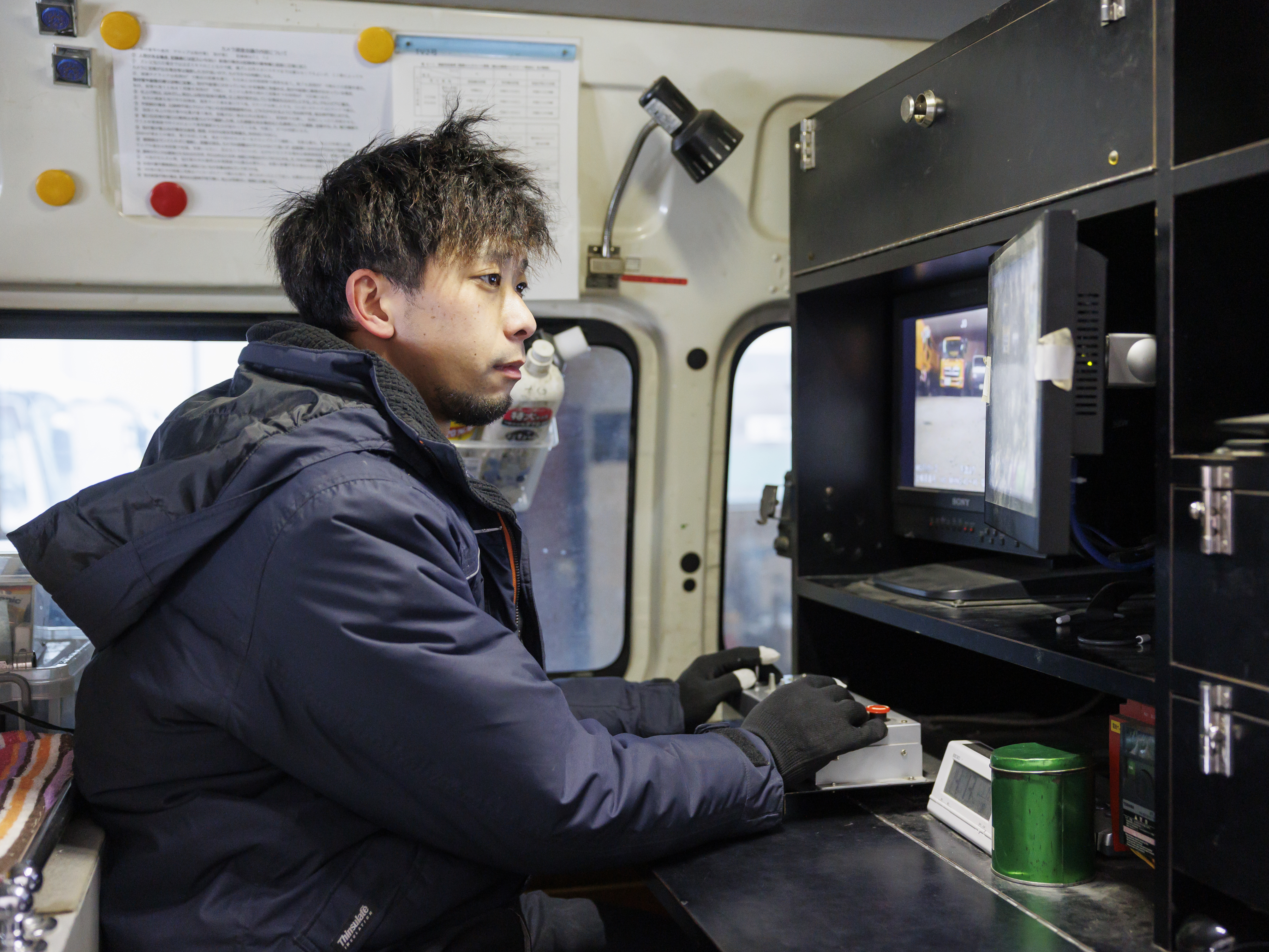 【将来の不安ともお別れ】 「年齢とともに体力が心配」という方も安心。当社は幅広い事業を展開しており、将来的に他部署へのジョブチェンジが可能です。一生涯、旭川浄化の一員として安心してキャリアを築けます。