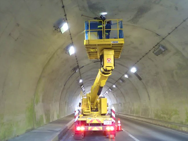 橋・トンネル等の公共構造物は5年に1度の点検が義務化されていることから、今後も安定したニーズが見込まれます。