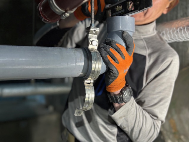 一般的な給排水・空調設備だけでなく、地域の産業や未来づくりにも貢献する設備の工事を手がけています。これまでのノウハウもお伝えしていきますので、社会を支える確かなやりがいをぜひ当社で感じてください。