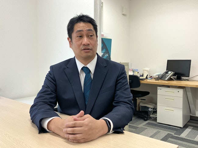 代表取締役 鈴木担史